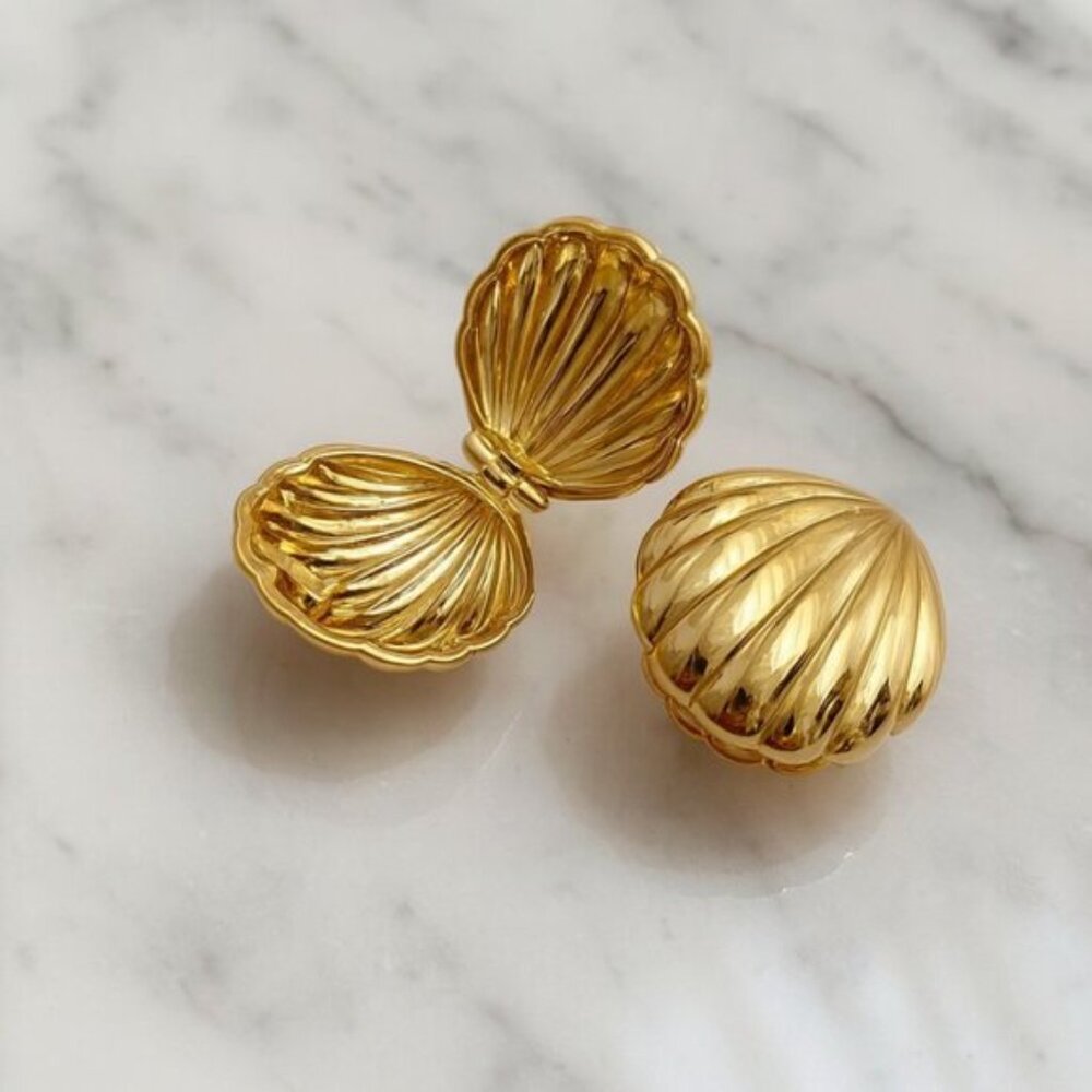 Waterproof Double Sided Shell Earrings - image 2